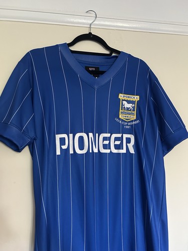 Copa ipswich town 1981 - ipswich, 1981-82