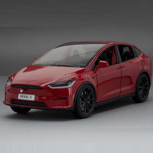 2022 tesla model x - 1:24,