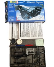 Revell 1:144 Lockheed F-19