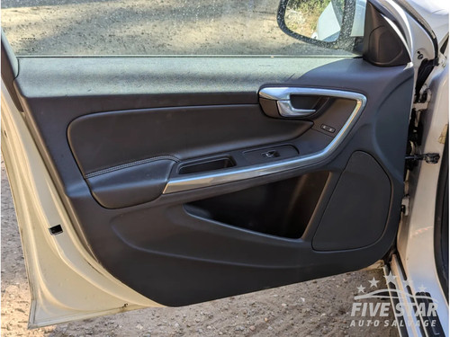 Volvo v60 front door card - volvo, left