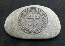 Deep laser engraved Oathing