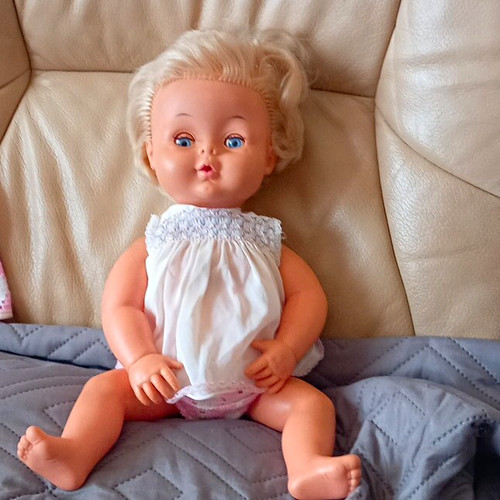 Vintage 1970s tiny tears doll - vintage,