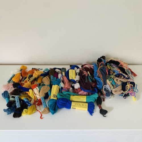 Mixed job lot - of, tapestry