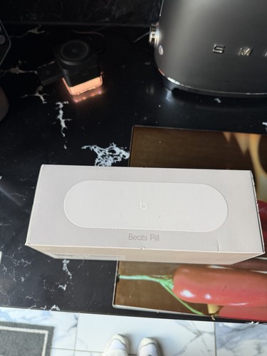 Beats pill kim kardashian - beats,