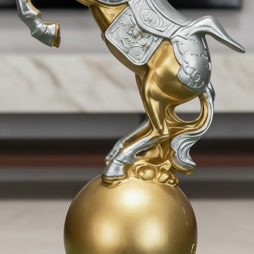 Horse figurine globe - horse,