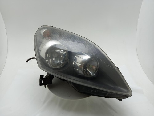 Vauxhall zafira headlamp - vauxhall,