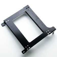 HC/866D OMP R/H SEAT MOUNT