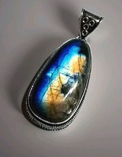 Large Blue Flash Labradorite 925 Silver Gemstone  Pendant. Oval. Stunning 4232