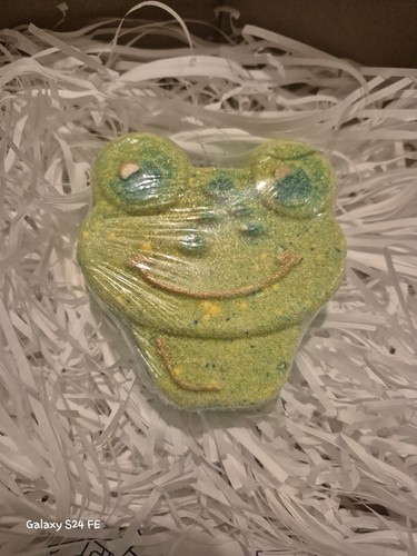 Frog bath bomb - frog,