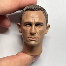 1/6 Scale Daniel Craig Head