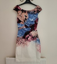 Karen Millen Size 8 White Pink Floral Pencil Wiggle Bodycon Dress Party Occasion