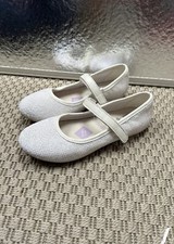 Girls wedding shoes/ special occasion  From Primigi