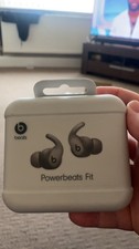 powerbeats fit