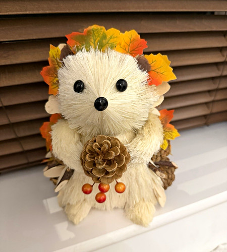 Autumn hedgehog figurine pine - hedgehog,