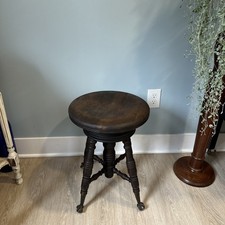 Great Oak Antique Victorian