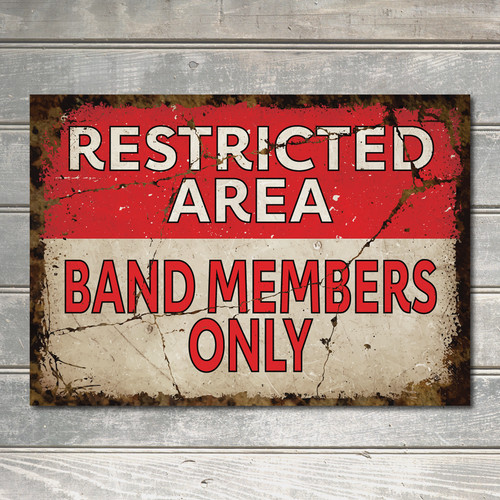 Metal restricted area - area, band