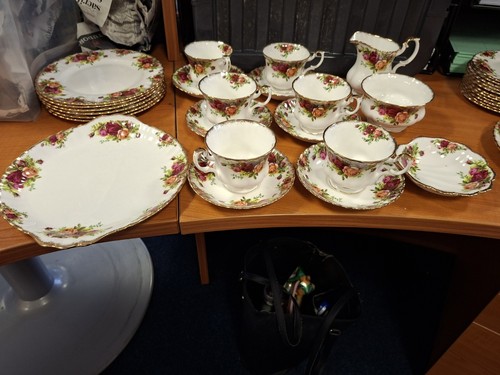 Mint condition tea set - condition,