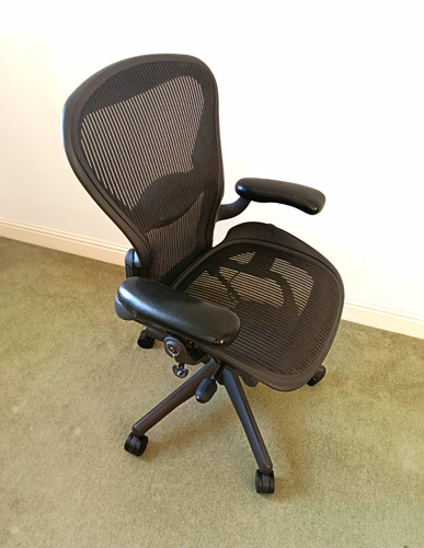 Herman miller aeron - aeron, size