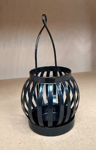 Black metal spherical cage - metal,