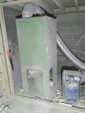 DCE Unimaster Dust Extractosed