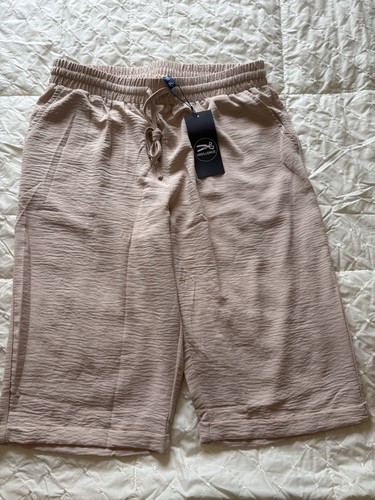 Ladies shorts knee - knee, length