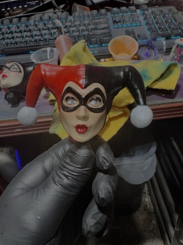 Custom harley quinn statue - harley,