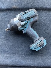 Makita DTW1002 18V Brushless Impact Wrench 1/2”.