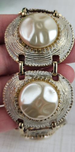 Chunky faux baroque pearl - faux,