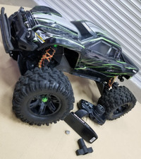 Traxxas XMAXX 8S Giant Remote