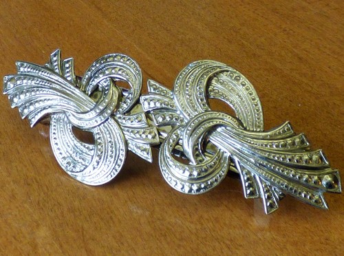 Vintage metal hair clip art - metal,