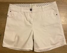 Red Herring Shorts Sz 12 White