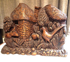 Wooden Wildlife wall hand