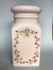 Rare Eternal Beau Lidded