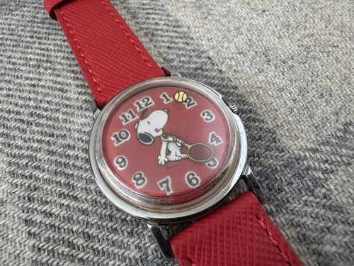 1970s timex snoopy tennis red - snoopy,