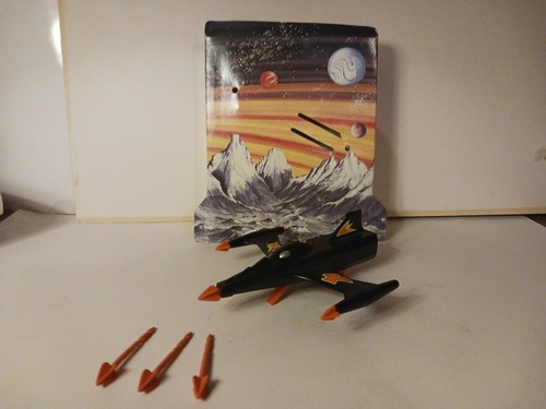 Dinky toys trident starfighter - dinky,