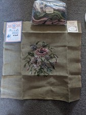 Fleur De Lis Needle Point