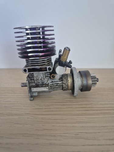 Nitro engine with carb - 18,