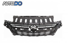 MAIN TOP RADIATOR GRILL CENTRE