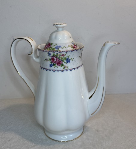 Royal albert bone china petit - royal,