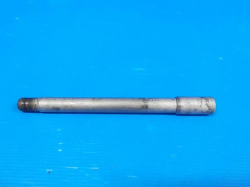 Front wheel axle bmw - front, 650