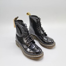Dr. Martens 1460 Patent