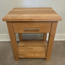 Oslo style solid oak Lamp Table (Oak Furniture land)