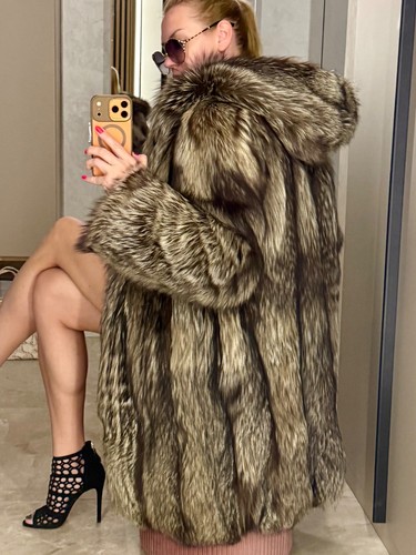Real fur coat - silver, fox