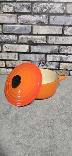 Vintage creuset flame - vintage, le