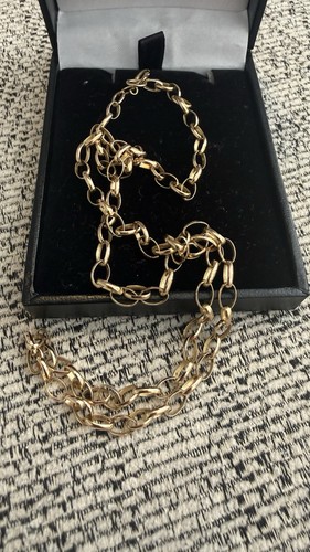 Hallmarked 9ct gold - hallmarked,