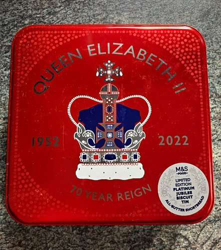 Queen elizabeth ii - m&s,