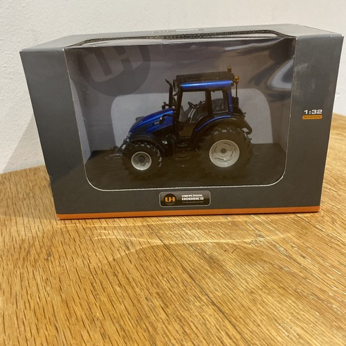Universal hobbies valtra n103 - valtra,
