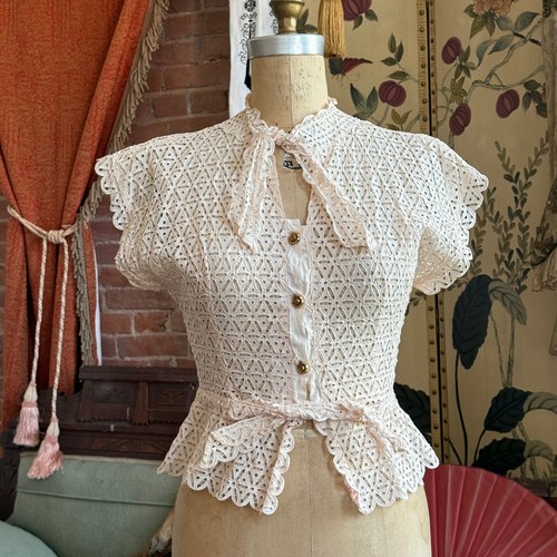 Vintage 70s eyelet lace peplum - 70s,