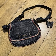 Mantaray Women's Black Shoulder Bag With Butterfly Tag