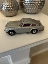 Corgi 270 James Bond 007 Aston